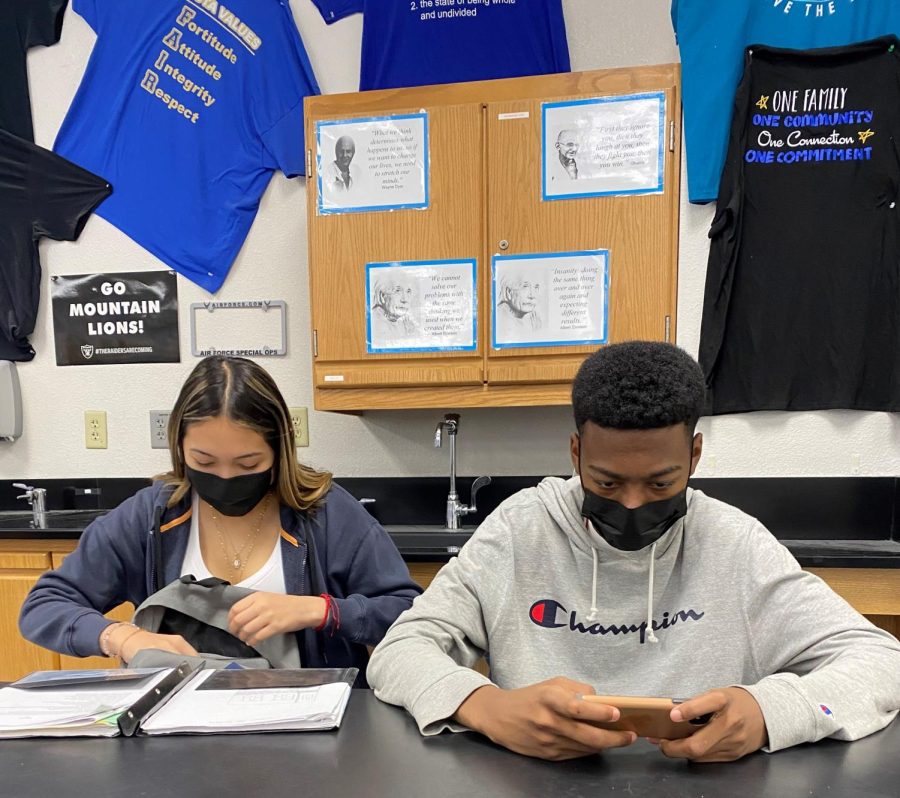 Amare Eastman 11th grader and 10th grader Eliany Aguilar still make the choice to "mask up" 