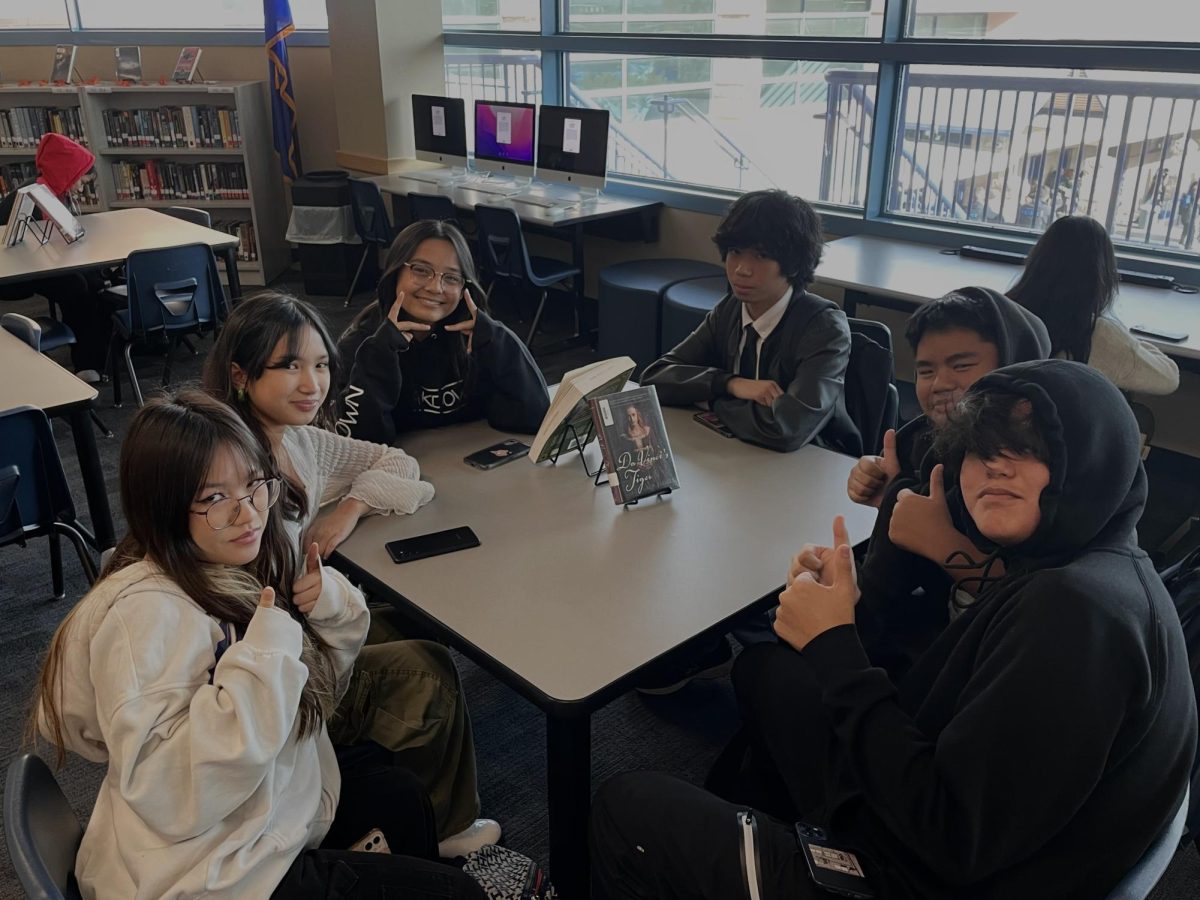 Where learning meets friendship, and studying turns into bonding, Sierra Vista High Schools library opens its doors for all students, like Kristine Nguyen (09), Sandrae Gacayan (09), Jezmarai Ovalles (09), Steven Vergara (10), Brian Espinueva (09), and Hayden Clark (09), to hangout or study.