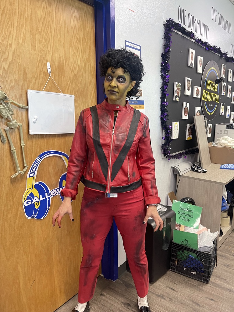 On Thursday, October 31, assistant principal Ms. Galloway dressed as zombified Michael Jackson from his iconic "Thriller" music video.