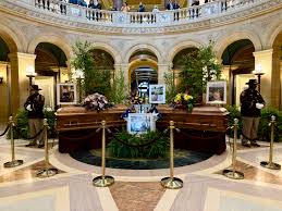 Rest in Peace:  Melissa and Mark Hortman lie in the Minnesota State Capitol. June 27, 2025.  
https://commons.wikimedia.org/wiki/File:2025-0627_Melissa_Hortman_family_lie_in_state.jpg
